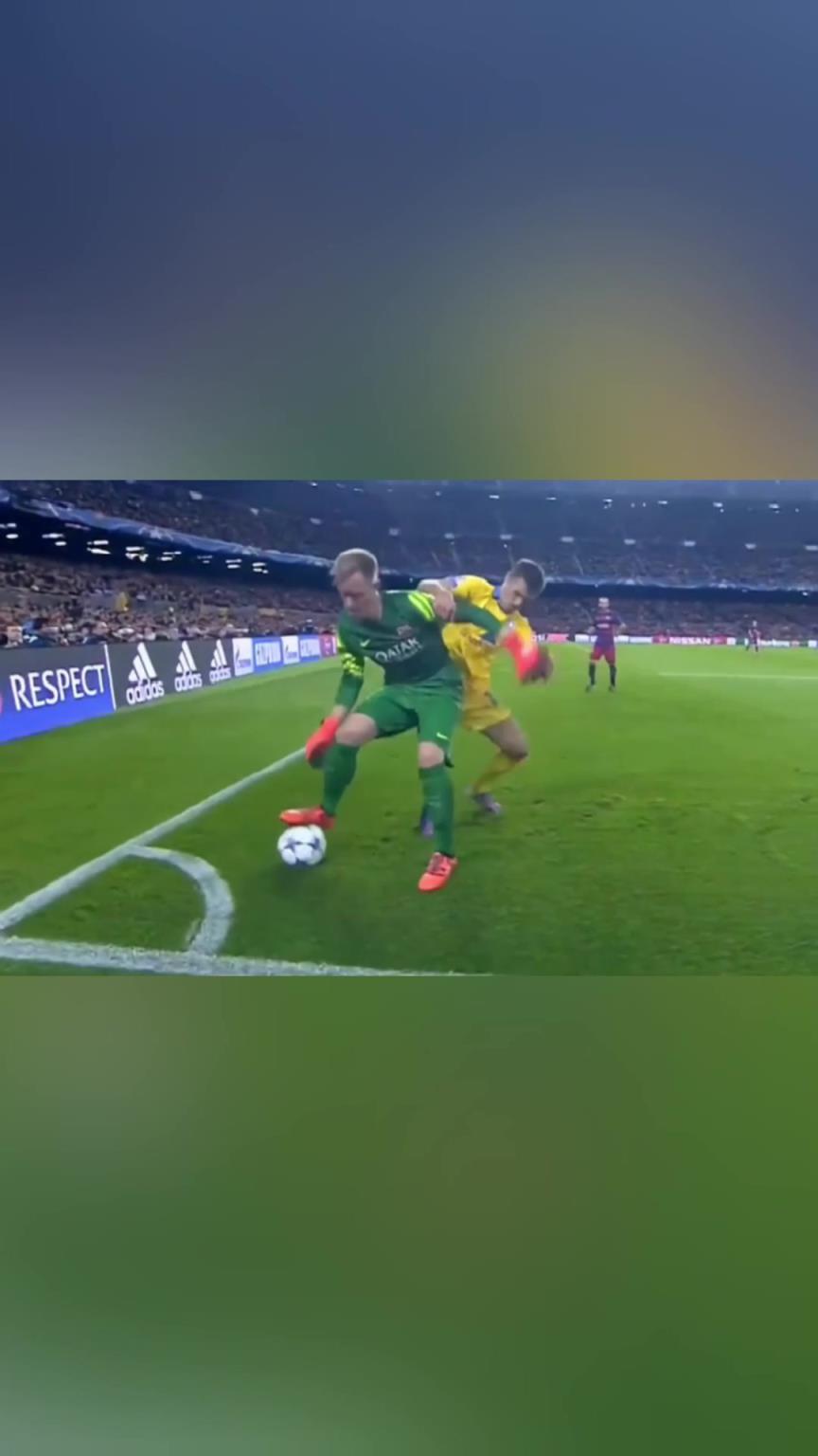 特爾施特根：老子的護(hù)球像亨利！誰來了也不好使！