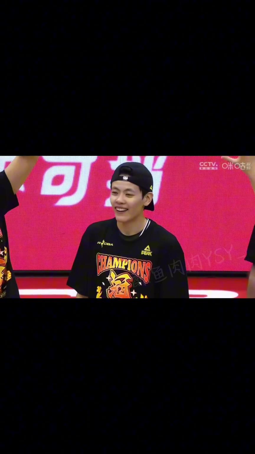 以小搏大以弱勝?gòu)?qiáng) ；從不被看好，到站到最高的領(lǐng)獎(jiǎng)臺(tái)...